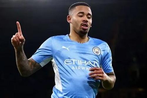 Arsenal săn đón tiền đạo bị thất sủng của Man City