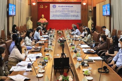 Kinh nghiệm quốc tế về xây dựng chính sách và sửa đổi Luật BHYT