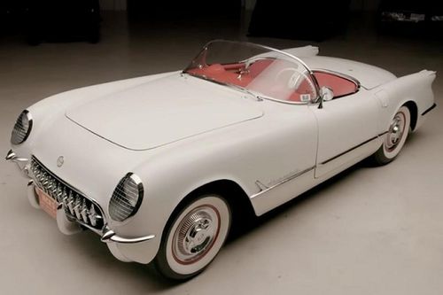 'Ông cụ' Chevrolet Corvette C1 hơn 68 tuổi hồi sinh như trai tân
