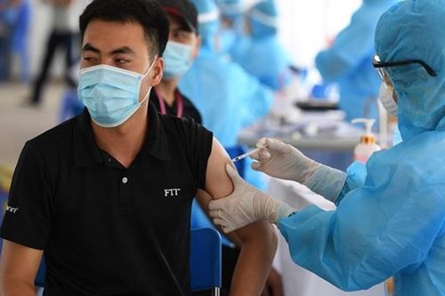 Khẩn trương rà soát, đáp ứng nhu cầu vắc xin phòng Covid-19 của các địa phương