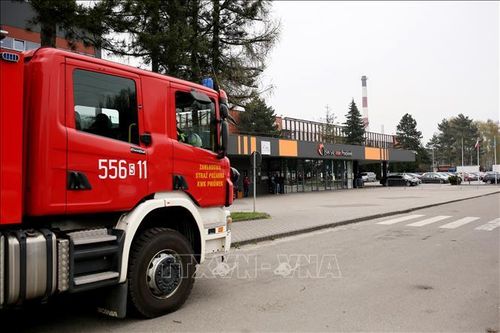 Ba Lan nỗ lực giải cứu công nhân mắc kẹt trong vụ nổ mỏ than