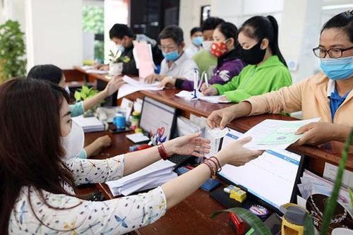 Chưa thống nhất đơn vị cấp 7 giấy tờ để F0 hưởng bảo hiểm xã hội