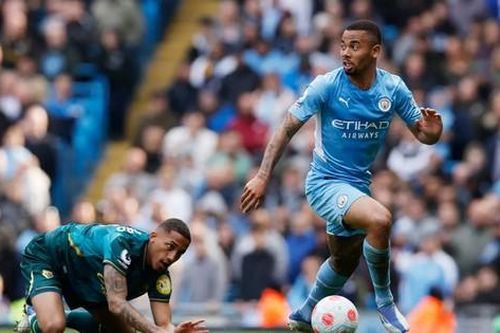 Gabriel Jesus ghi cú poker khi Man City đè bẹp Watford 5-1