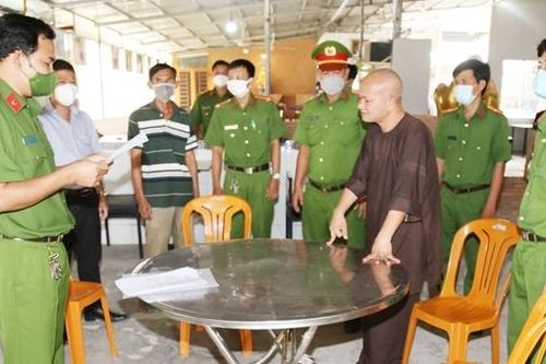 'Thầy Phúc' hành hạ trẻ em từng tham gia vào nhiều vụ kiện dân sự