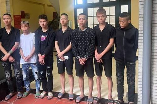 Triệt phá băng nhóm thanh niên 2X gây ra hàng loạt vụ cướp táo tợn trên đường phố Hà Nội