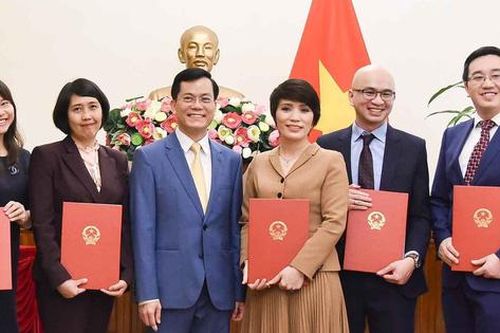 Bộ Ngoại giao điều động, bổ nhiệm nhiều nhân sự mới