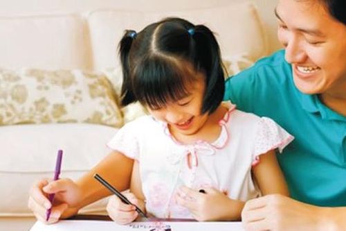 Giúp trẻ có tri thức - Đừng nhầm lẫn kiến thức và tri thức