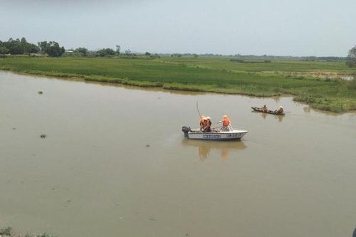 Hà Tĩnh: Đi bắt ốc, một người đàn ông bị đuối nước