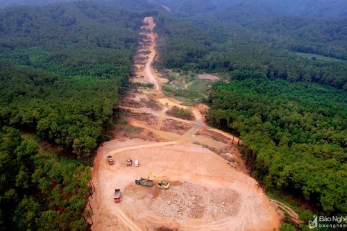 'Hình hài' cao tốc Bắc - Nam đoạn qua Nghệ An