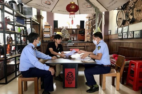 Vụ 'ly cà phê đắt nhất Việt Nam': Phạt chủ quán hơn 18 triệu đồng