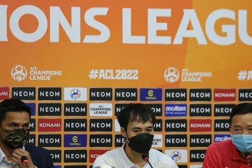 Văn Toàn nói gì sau bàn thắng giúp HAGL cầm hòa Jeonbuk Hyundai Motor?