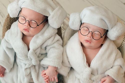 Những cặp song sinh đáng yêu của sao Việt khiến dân tình 'xỉu up, xỉu down'