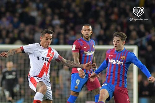 Barcelona lại thua đau, Real Madrid reo vui