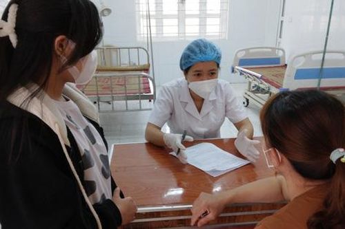 Hơn 77.000 bệnh nhân F0 ở Hà Nam đã khỏi bệnh; 100% xã, phường, thị trấn là 'vùng xanh'