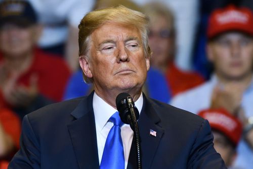 Ông Trump bị buộc tội coi thường lệnh tòa án
