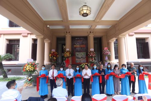 Khai mạc triển lãm chuyên đề Ký họa kháng chiến miền Nam