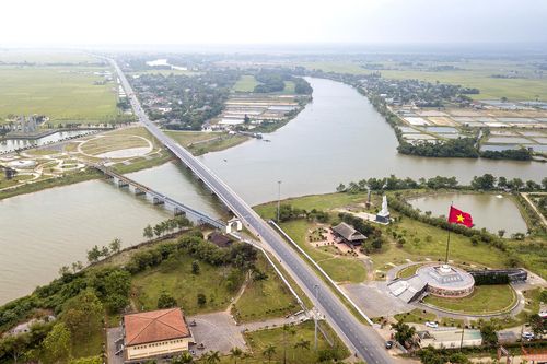 Cầu Hiền Lương - Biểu tượng khát vọng thống nhất non sông