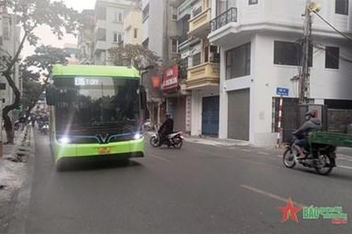 Hà Nội: Hơn 100 lượt xe buýt tăng cường trong dịp nghỉ lễ 30-4 và 1-5