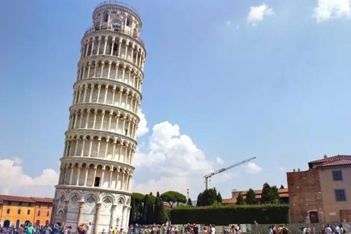 Tháp nghiêng Pisa liệu có sụp đổ?