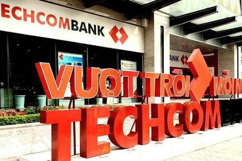 Nhiều tình tiết kỳ lạ trong vụ khách hàng tố 'bốc hơi hơn 13 tỷ đồng'