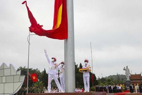 Lễ thượng cờ khánh thành Cột cờ chủ quyền trên đảo Cô Tô