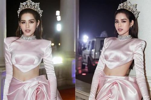 Đôi chân thẳng tắp của Đỗ Thị Hà qua camera thường của 'team qua đường' khiến fan trầm trồ
