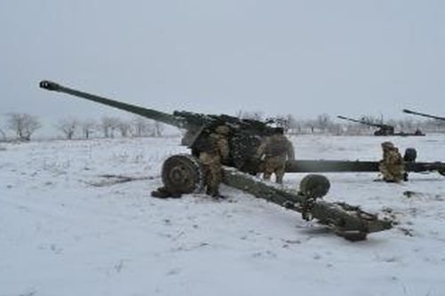 Mỹ duyệt bán khẩn lô vũ khí trị giá 165 triệu USD cho Ukraine
