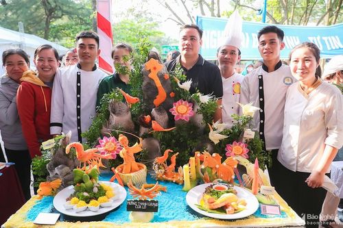 Nhiều món ăn đặc sắc tại cuộc thi 'Đầu bếp giỏi - Tôn vinh ẩm thực Cửa Lò'
