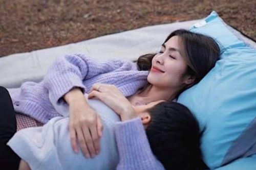 Hà Tăng chia sẻ tâm trạng khoảnh khắc đưa các con đi học, khiến nhiều bà mẹ không khỏi xúc động
