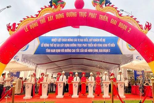 Động thổ giai đoạn 2 đường trục nối vùng kinh tế biển Nam Định với cao tốc Cầu Giẽ - Ninh Bình gần 2.500 tỷ