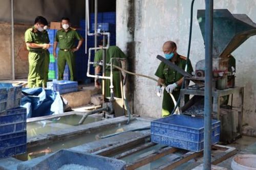 Chuyên gia khuyến cáo kiểm tra môi trường xung quanh Xí nghiệp Đèn ống Điện Quang