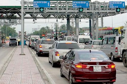 Chủ động phương án tạm dừng thu phí, 'xả trạm' khi xảy ra ùn tắc kéo dài