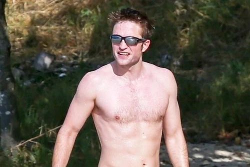Robert Pattinson tiếp tục đóng Người Dơi