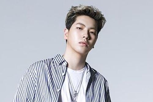 Rapper Hàn Quốc ra tòa vì quấy rối tình dục trẻ em