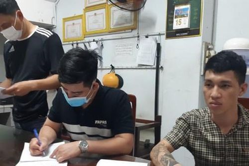 Đang thuê xe taxi để tẩu thoát, đối tượng tàng trữ ma túy sa lưới