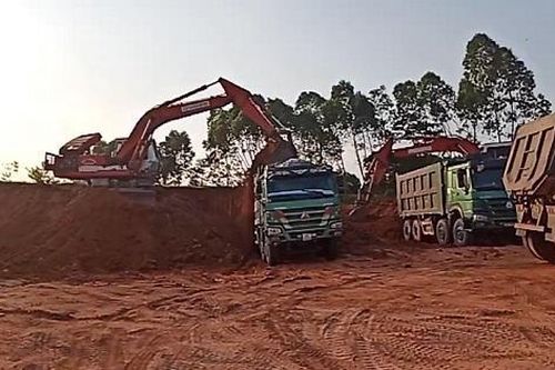 Vĩnh Phúc: Khởi tố Giám đốc mỏ đất bán hóa đơn VAT cho 16 doanh nghiệp