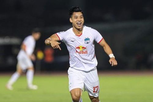 Báo Hàn Quốc thích thú vì Việt Nam vượt mặt Trung Quốc trên BXH AFC
