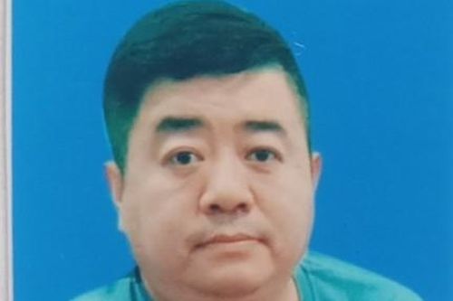 Ông chủ nhà hàng Trung Quốc bị khởi tố vì nhân viên muốn về nước ra đầu thú công an