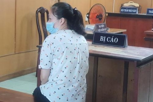 Trộm tiền công ty cho người tình cờ bạc, nữ thủ quỹ năn nỉ xin được tử hình
