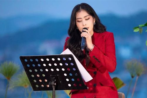 Vừa vào chung kết Miss World Vietnam, Lona Kiều Loan bất ngờ tiết lộ: 'Nam Em đang gặp nhiều bất lợi'