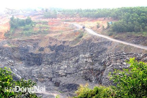Khi mỏ đá thành 'mỏ đắng'