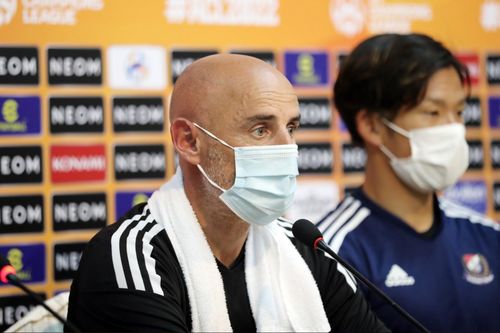 HLV Yokohama F. Marinos: 'Chúng tôi đã thấm mệt'