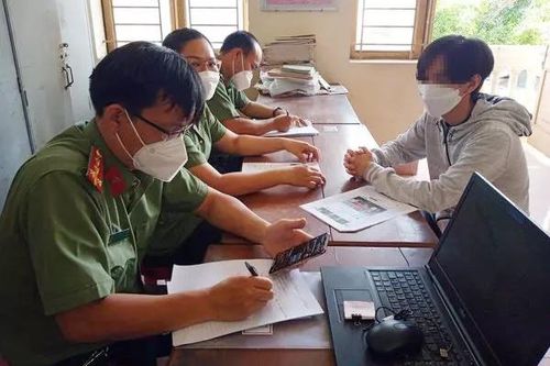 Nam thanh niên rao bán rạp Đồng Khởi trên Facebook