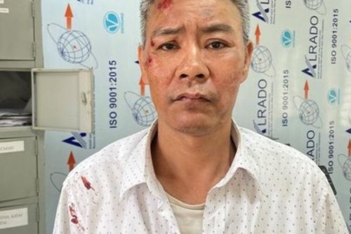 Gã đàn ông dùng dao đoạt mạng hàng xóm vì bị nhắc hát to tại đám cưới