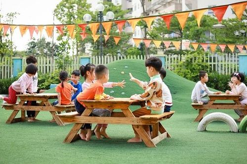 Trẻ mầm non đi học trở lại: Nhà trường vừa mừng vừa lo