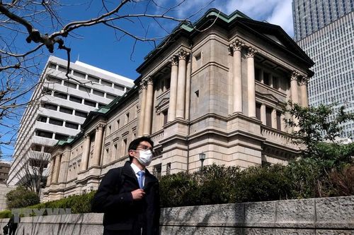 BOJ giữ nguyên chính sách tiền tệ siêu lỏng dù nâng dự báo lạm phát