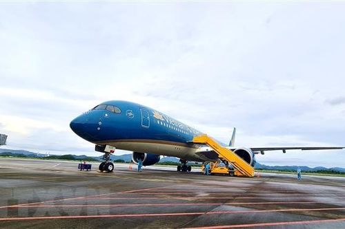 Người nước ngoài được sử dụng thị thực điện tử tại sân bay Vân Đồn