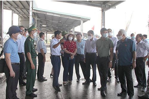 Ủy ban Khoa học, Công nghệ và Môi trường của Quốc hội khảo sát việc thực hiện chính sách pháp luật về khai thác, nuôi trồng, chế biến thủy sản tại một số cơ sở