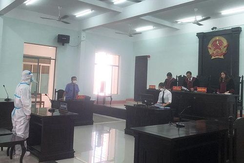Mượn xe của bạn rồi đem cầm