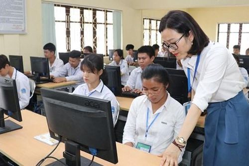 Kiến nghị dừng dạy kiến thức THPT trong trường nghề: Khó chồng khó